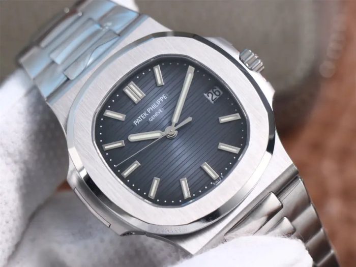 1:1 Superclone Patek Philippe Nautilus 5711/1R-(Patek 5711) - Image 3
