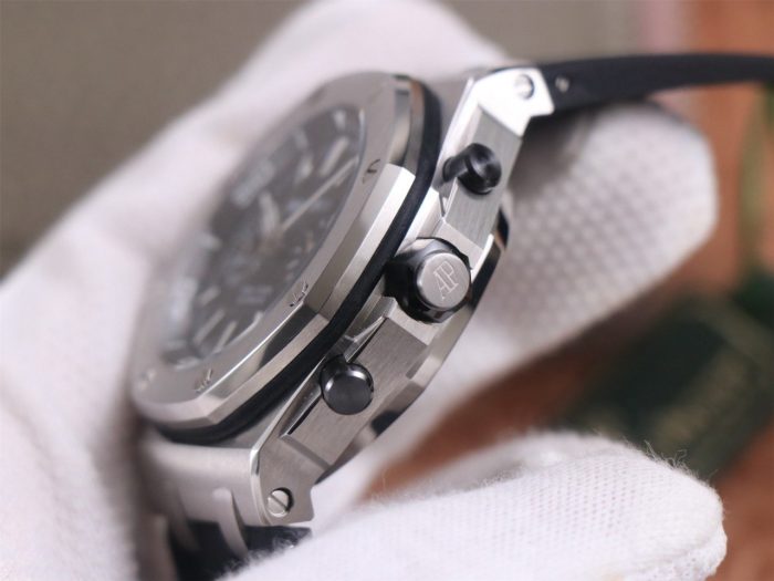 Audemars Piguet 26703ST.OOO. 1:1 SUPERCLONE( Black Diver Chronograph AP) - Image 4