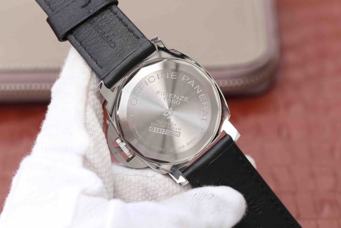 Panerai Luminor PAM005 - 1:1 Superclone - Image 7