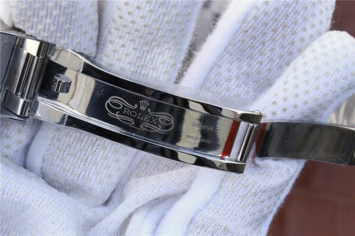Rolex Cosmograph Daytona 116520 (White Dial daytona) - Image 4