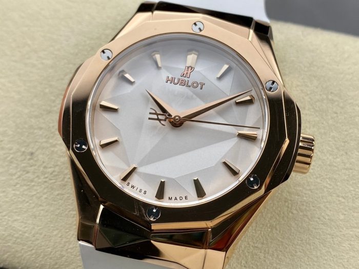 Hublot Classic Fusion ORLINSKI Rose Gold - Image 3