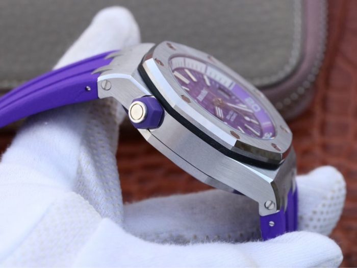 Audemars Piguet Royal Oak Offshore Diver 15710 1:1 Superclone - Image 6