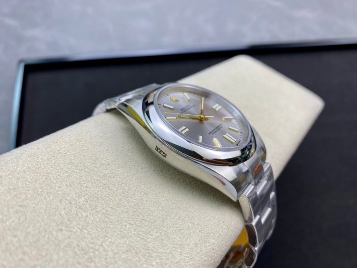 Rolex Oyster Perpetual 41 Ref: 124300(Grey dial oyester) - Image 6