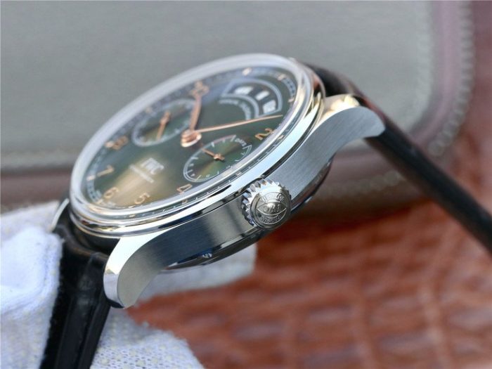 IWC Big Pilot Annual Calendar IW503502- 1:1 Superclone - Image 3