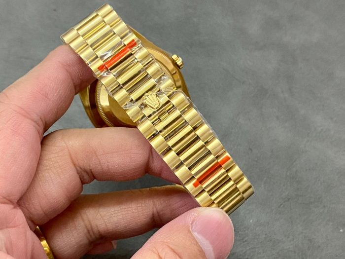 Day Date Rolex Weekly Journal 18K Yellow Gold Plated counter weight(Green dial gold daydate) - Image 8