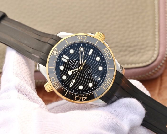 Omega Seamaster 300M Co-Axial Master Inter-Gold - 1:1 Superclone - Image 4