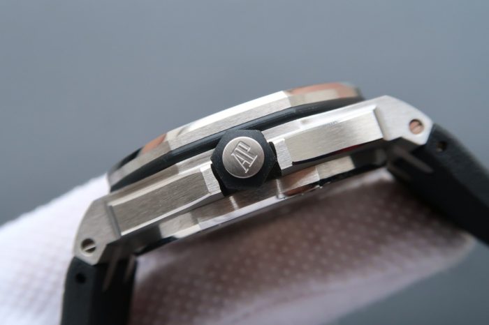1:1 Super Clone Audemars Piguet Royal Oak (Offshore Diver 15703) - Image 4