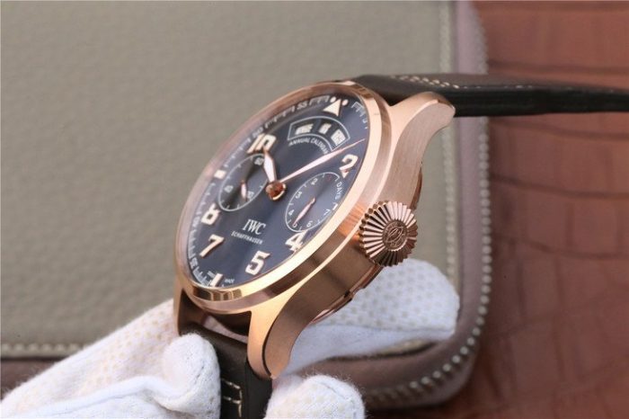 IWC Big Pilot Annual Calendar IW502703- 1:1 Superclone - Image 4