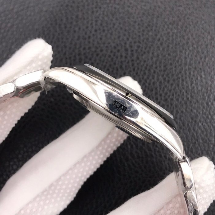 Rolex Oyster Perpetual 41 Blue face 124300(Blue dial oyester) - Image 6