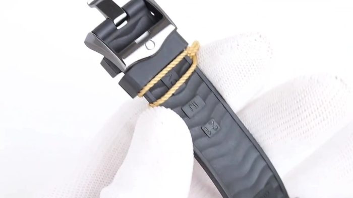 1:1 Superclone-Omega Seamaster Diver 300M Ceramic Black Co-Axial - Image 2