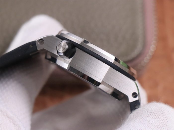 Audemars Piguet 26703ST.OOO. 1:1 SUPERCLONE( Black Diver Chronograph AP) - Image 5