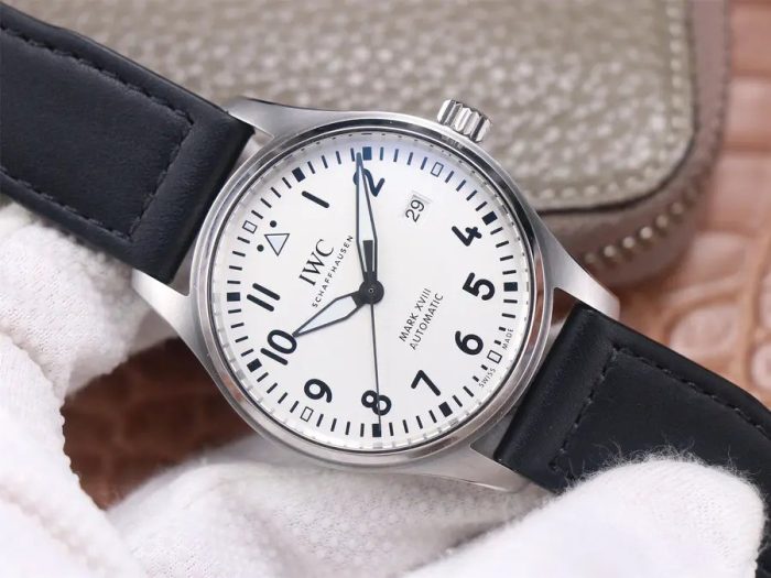 World Pilot Mark XVIII watch. - Image 5